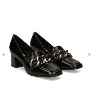 Bibi Lou Chain Link Black Loafers #chaindetailloafers